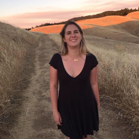 Meet your Posher, Anna - Picture 1 of 1